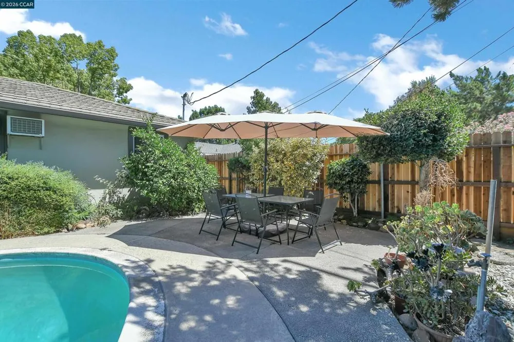 513 Gerard Dr Lodi, CA 95242