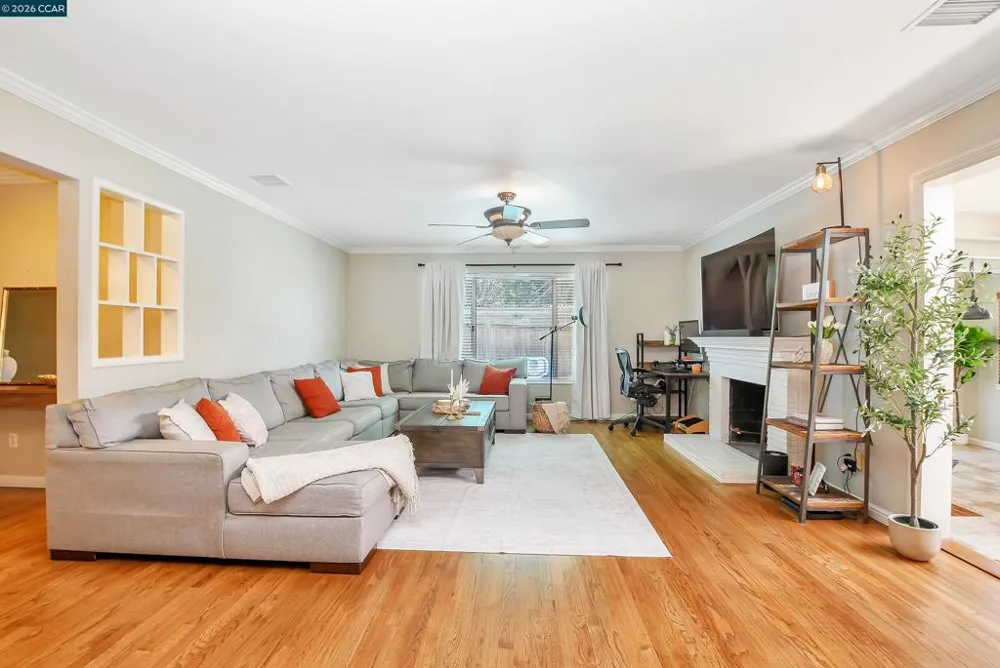 513 Gerard Dr Lodi, CA 95242