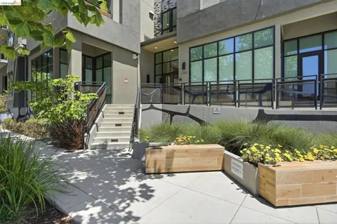 10300 San Pablo Ave #103