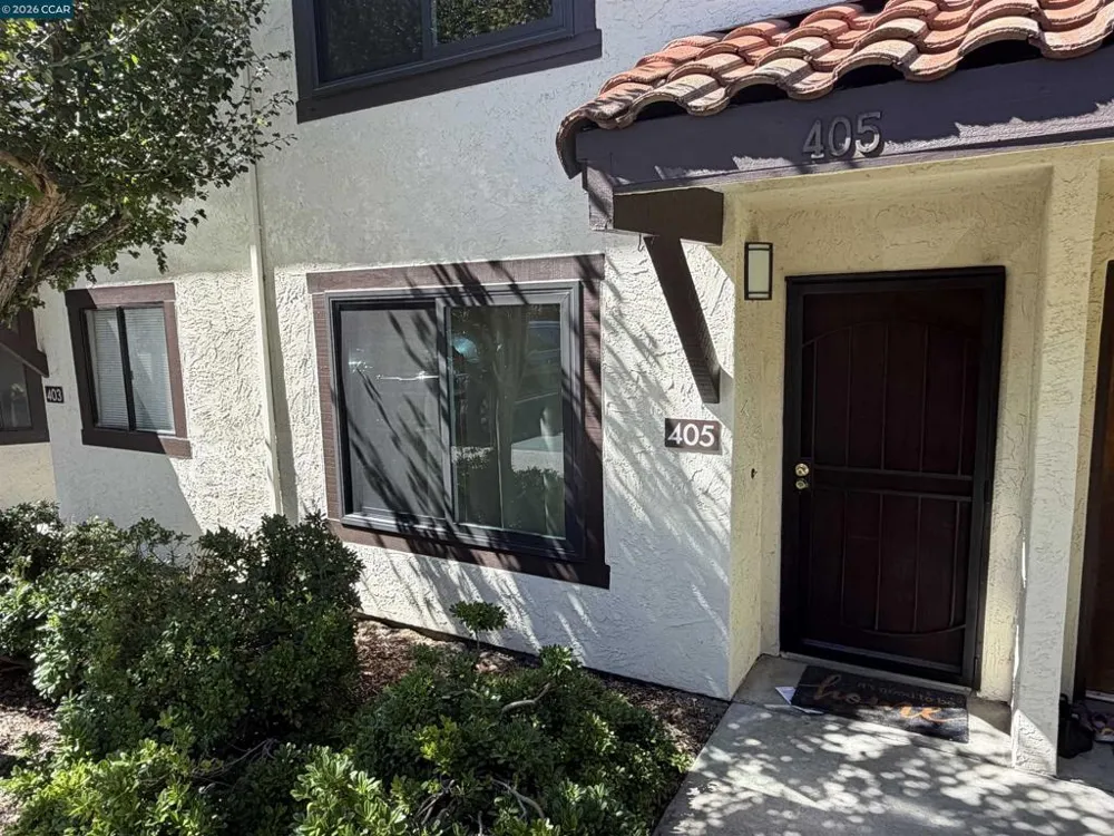 405 Del Valle Cir El Sobrante, CA 94803