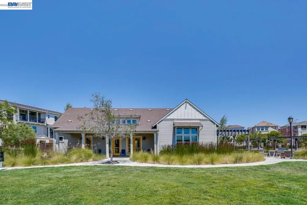 37764 Hickory St Newark, CA 94560