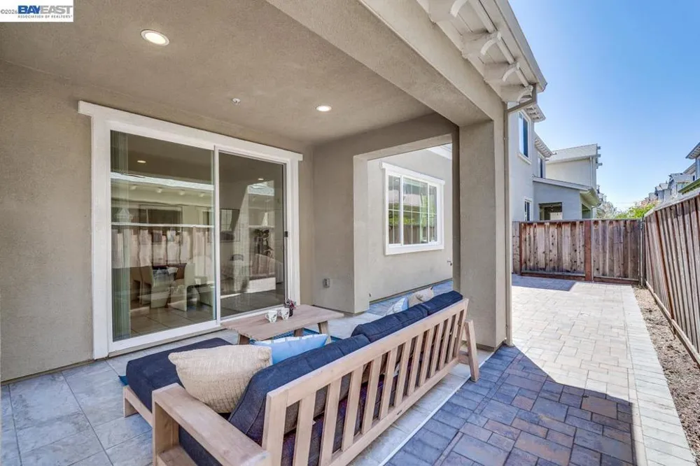 37764 Hickory St Newark, CA 94560