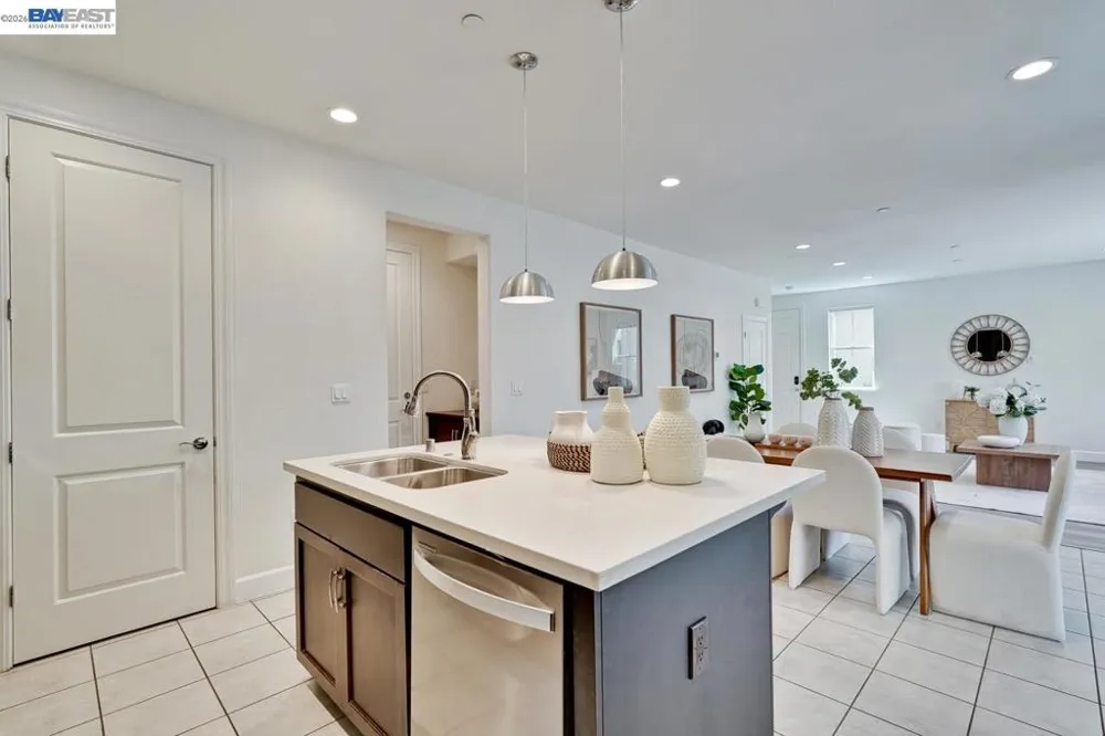 37764 Hickory St Newark, CA 94560