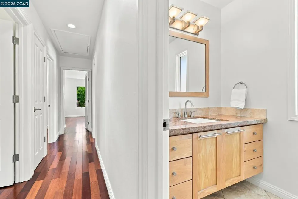 165 Selborne Way Moraga, CA 94556