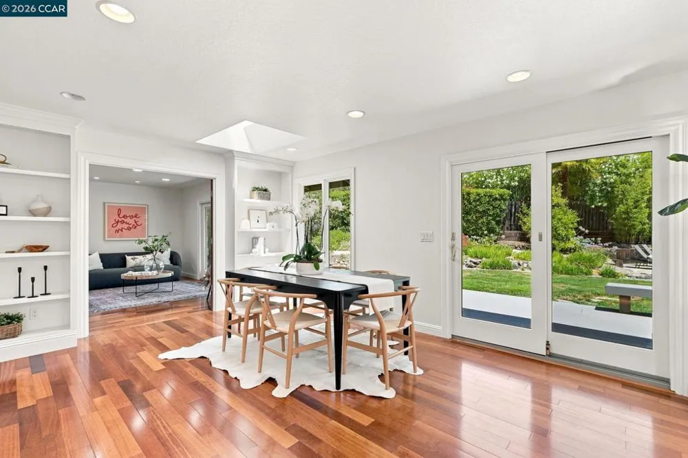 165 Selborne Way Moraga, CA 94556