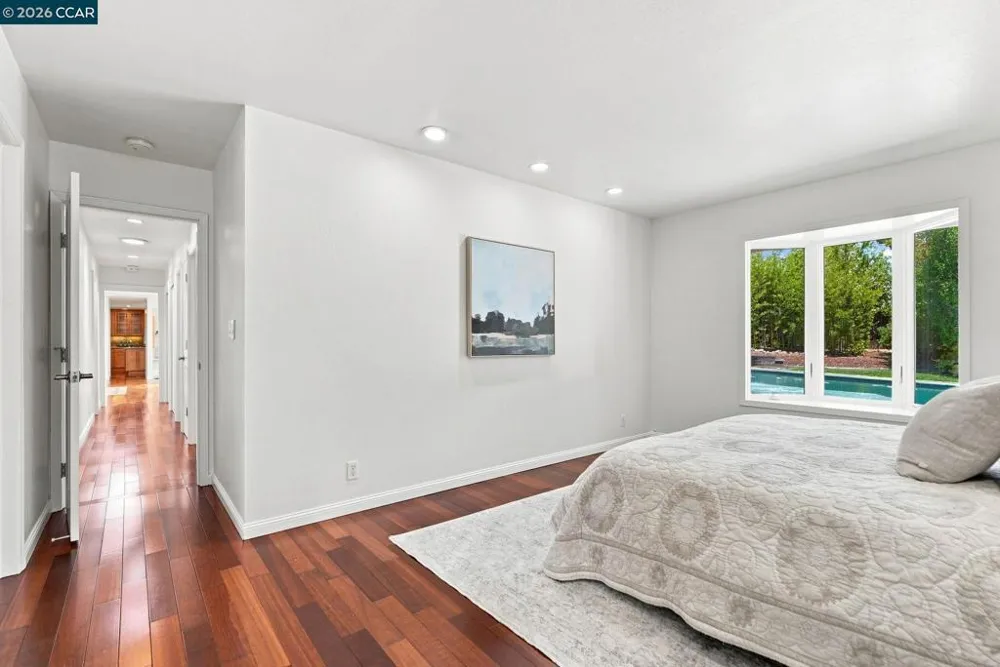 165 Selborne Way Moraga, CA 94556