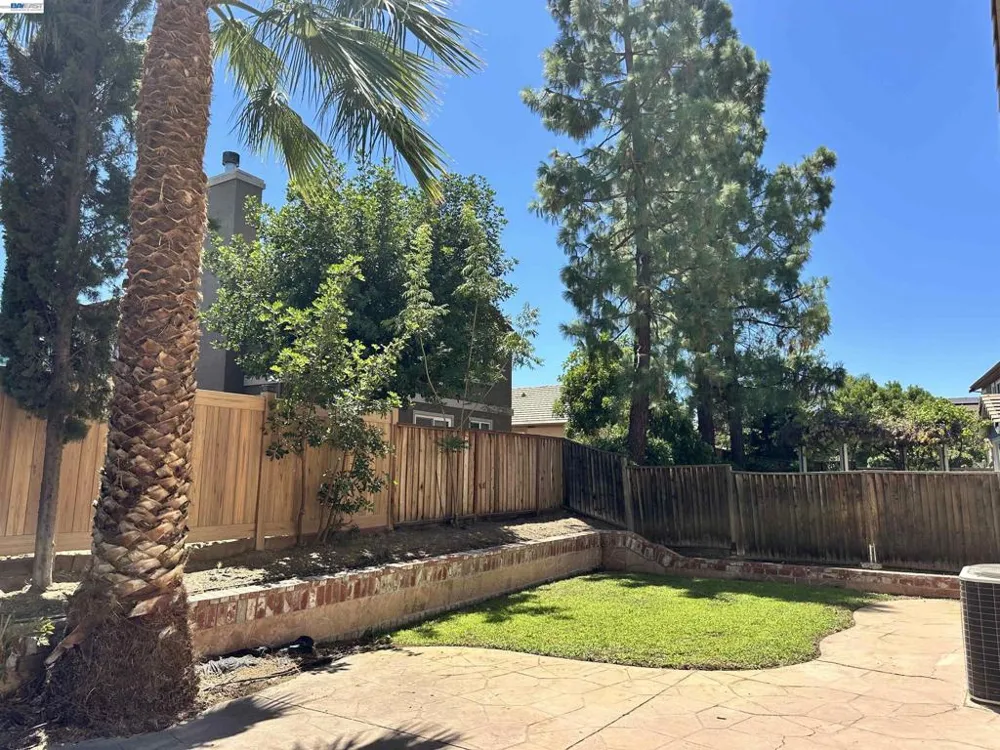 2484 Marshall Dr Brentwood, CA 94513
