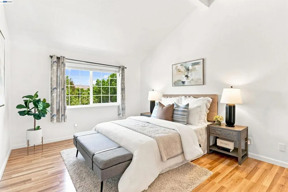 526 Arbor Way Milpitas, CA 95035