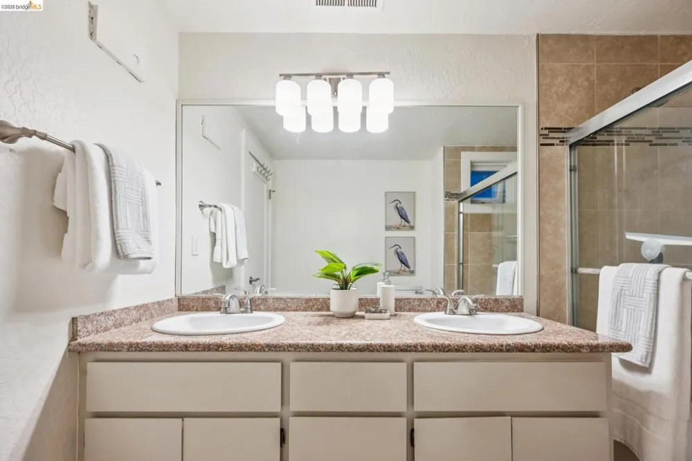 1767 Euclid Ave #2 Berkeley, CA 94709