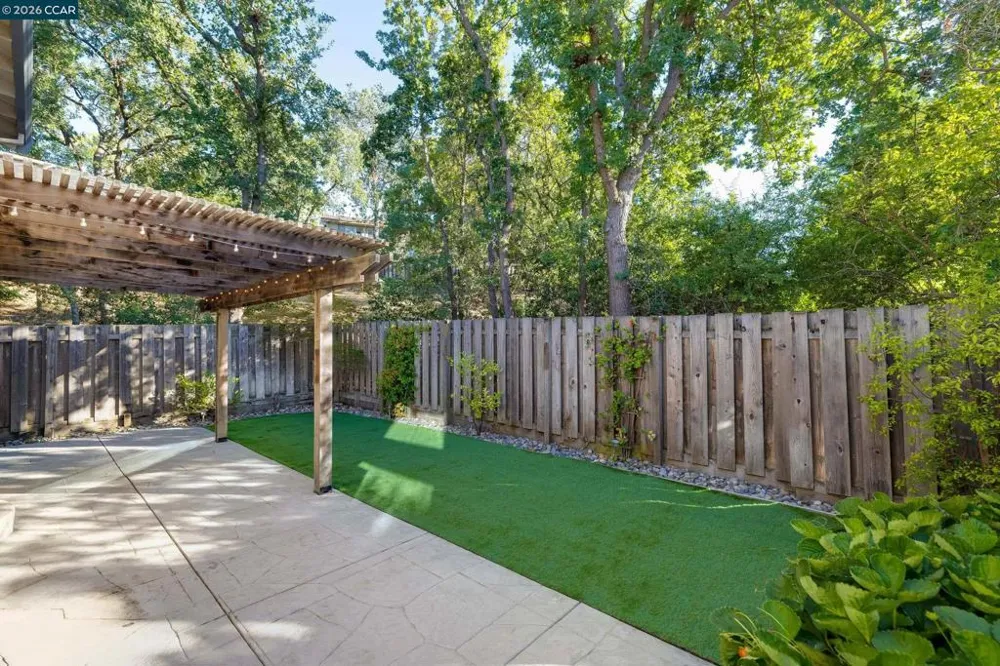 2211 Westmoreland Court Walnut Creek, CA 94596