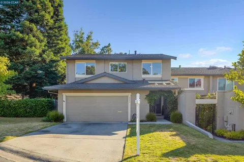 2211 Westmoreland Court
