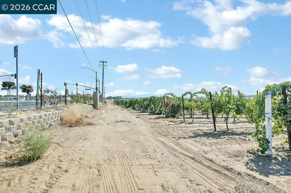 Empire Ave Oakley, CA 94561