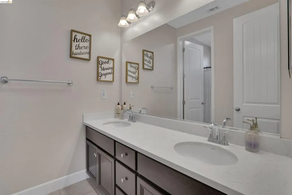 577 Sapphire Parkway Oakley, CA 94561