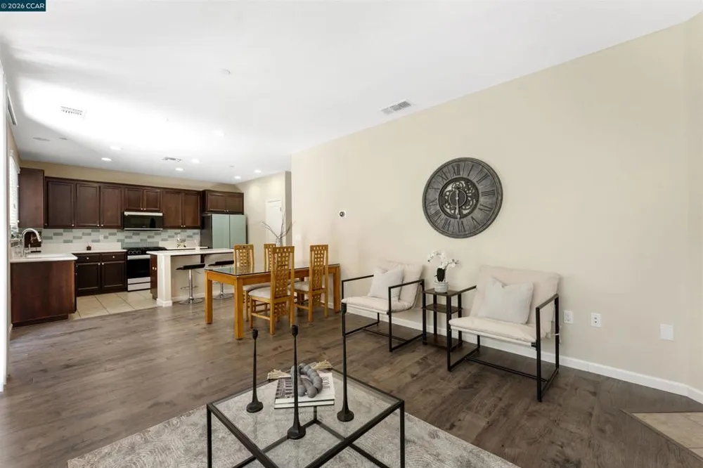 142 Halsey Way Pittsburg, CA 94565