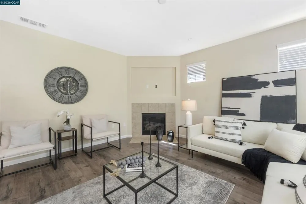 142 Halsey Way Pittsburg, CA 94565