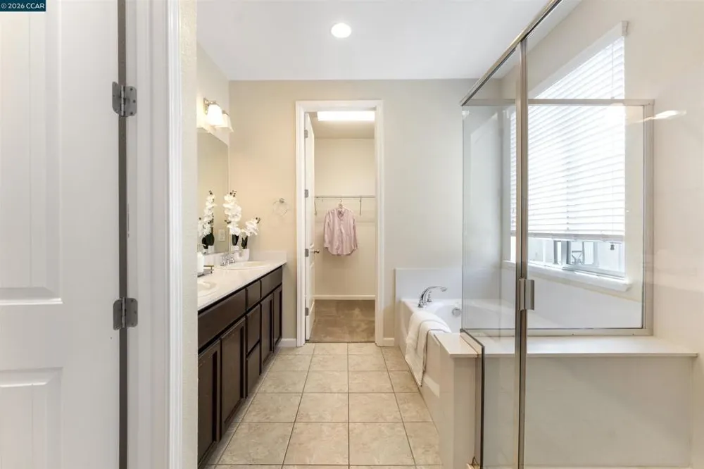 142 Halsey Way Pittsburg, CA 94565