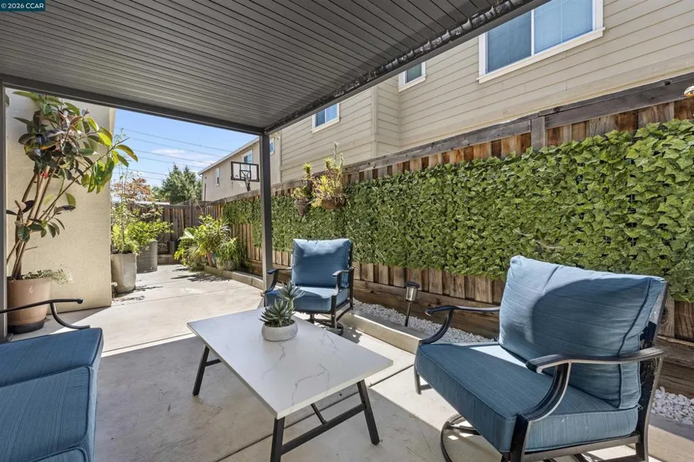 142 Halsey Way Pittsburg, CA 94565