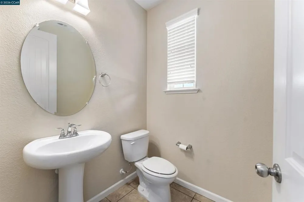 142 Halsey Way Pittsburg, CA 94565