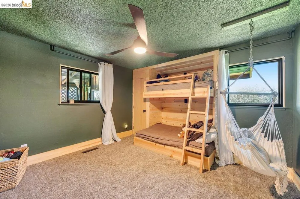 19813 Via Redonda Rd Sonora, CA 95370