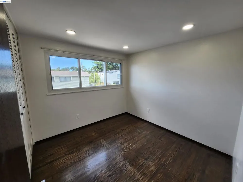 110 Sunshine Dr Pacifica, CA 94044