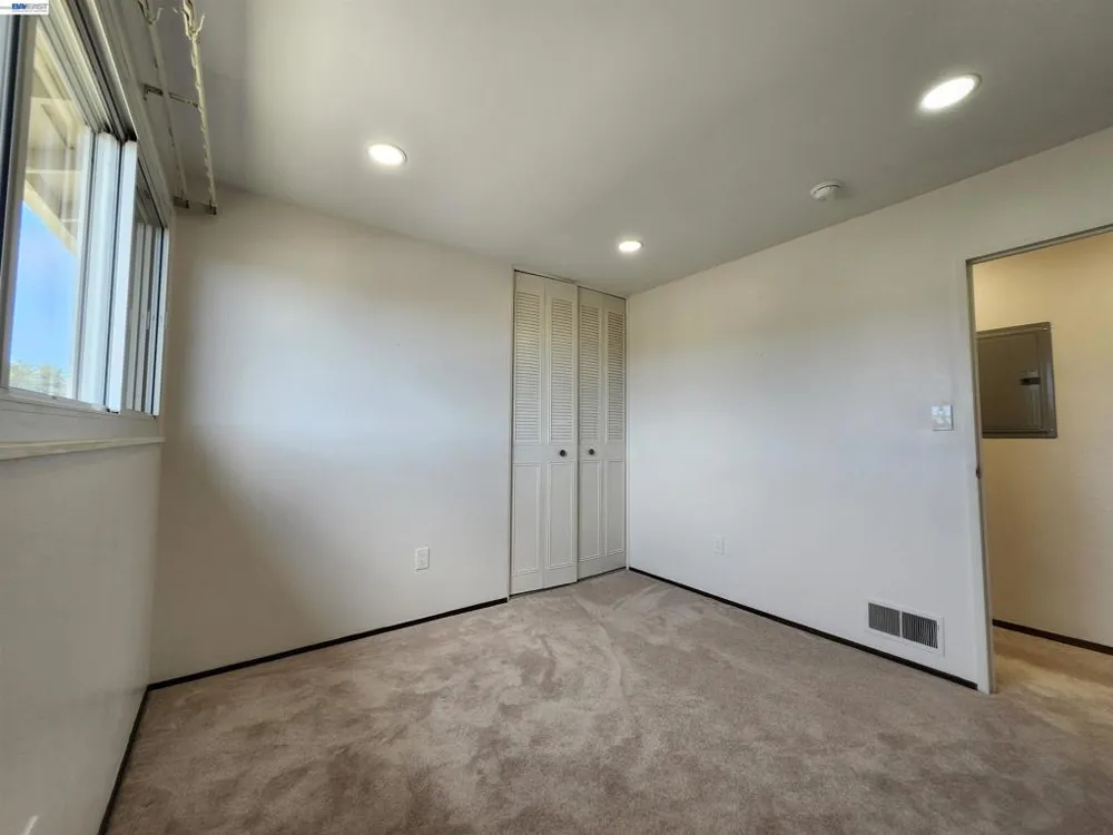 110 Sunshine Dr Pacifica, CA 94044