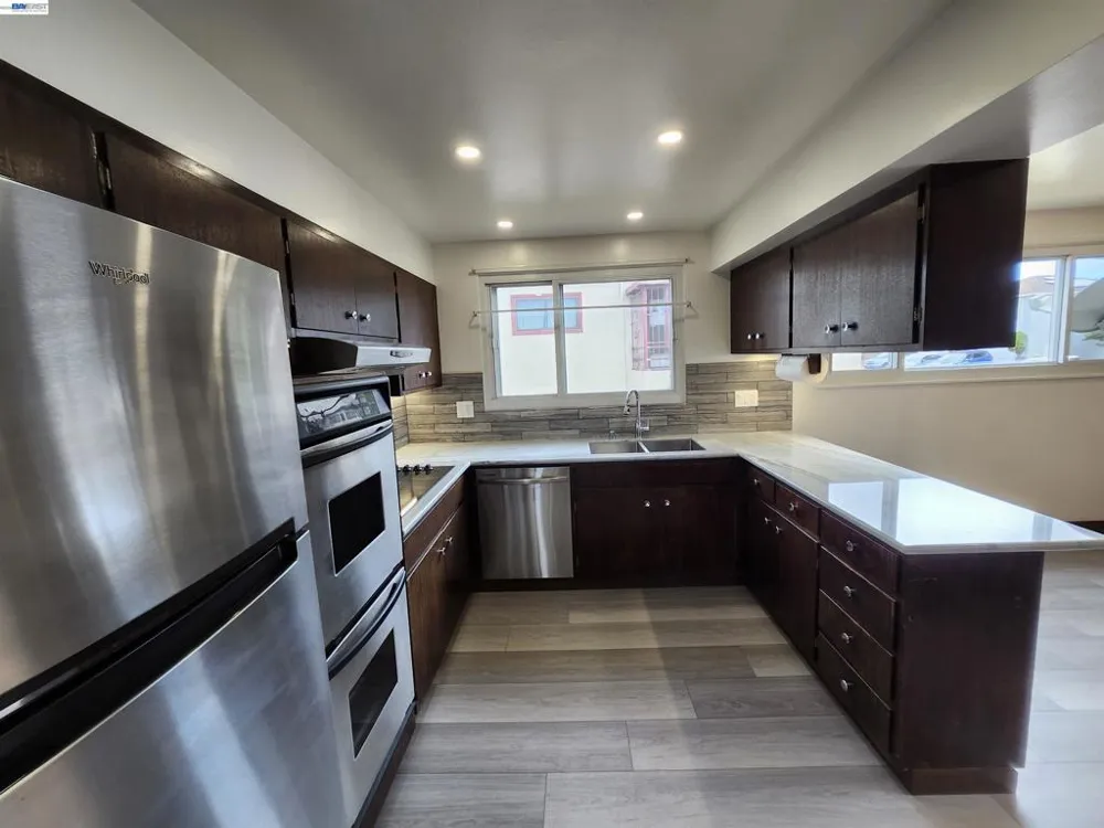 110 Sunshine Dr Pacifica, CA 94044