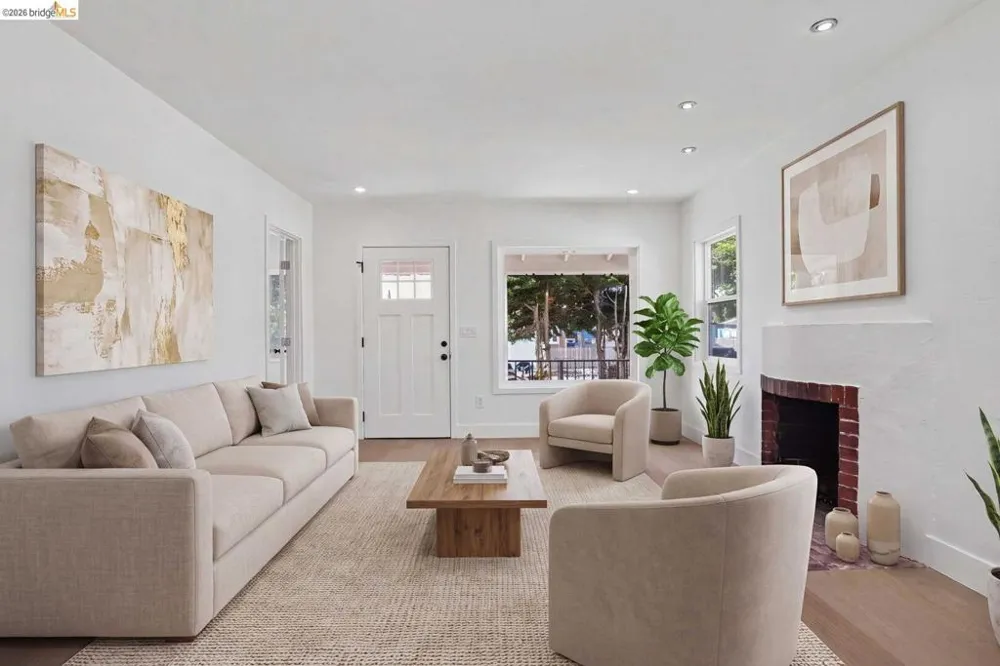 952 105th AVE Oakland, CA 94603