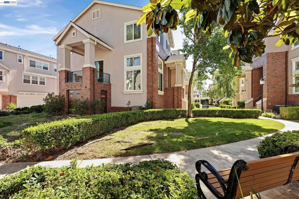2676 3Rd St #1701 Livermore, CA 94550