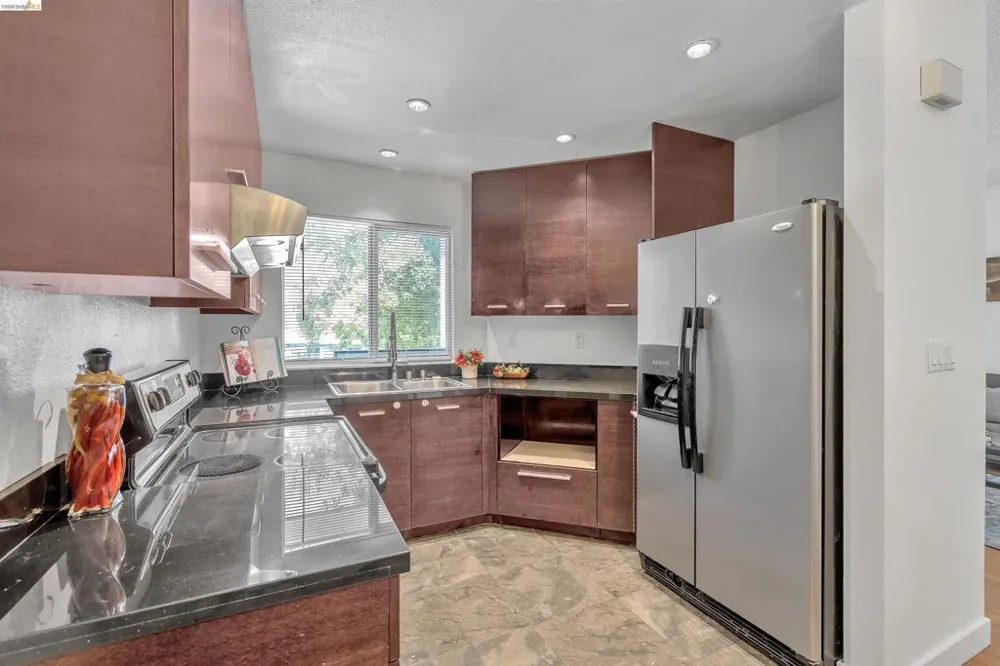 2955 Risdon Dr #88 Union City, CA 94587