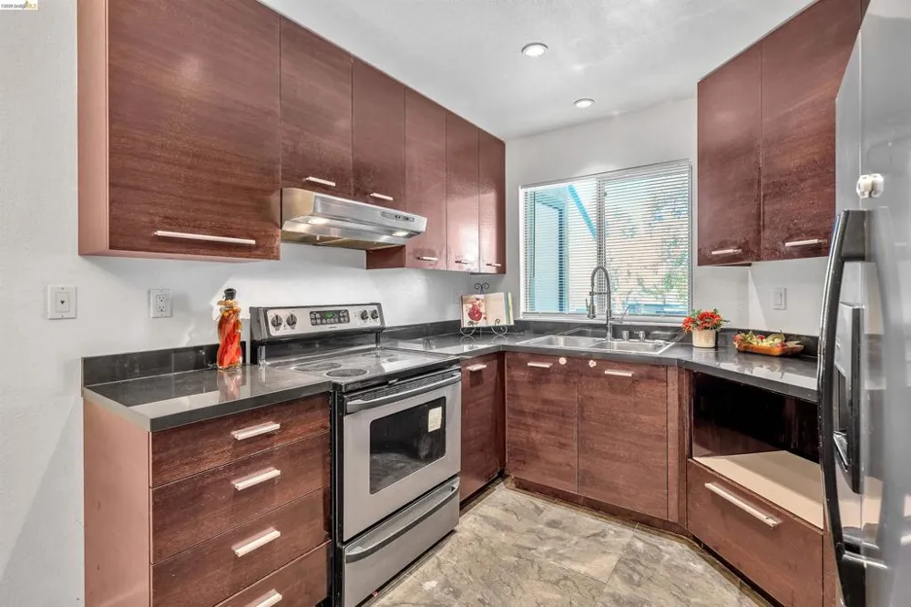 2955 Risdon Dr #88 Union City, CA 94587