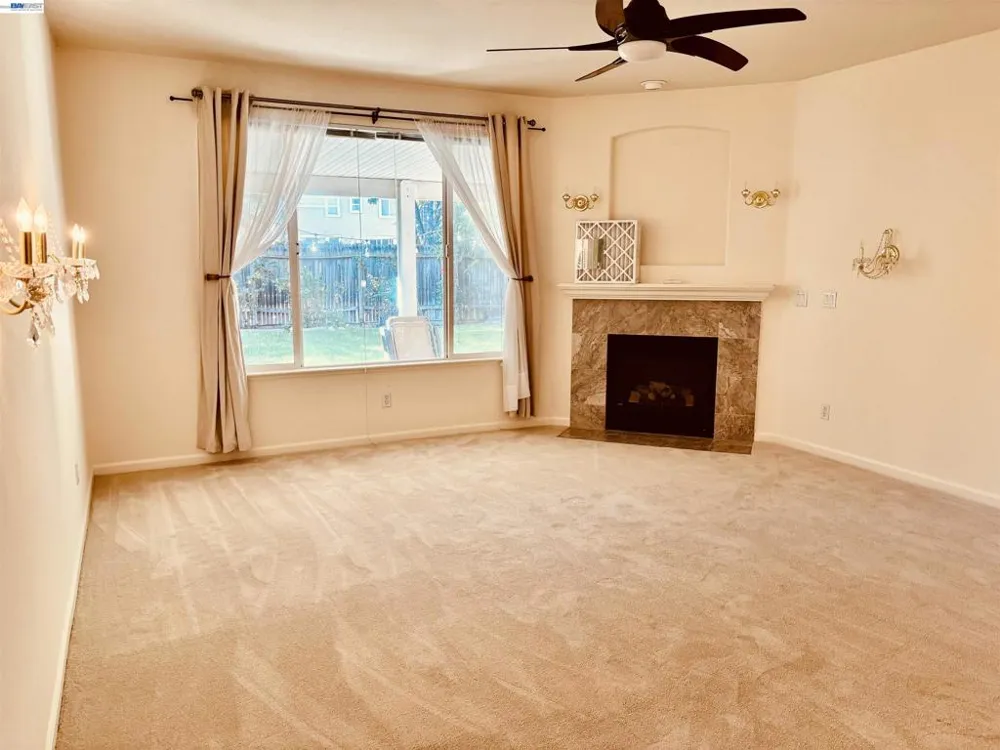 2126 Shenandoah Drive Tracy, CA 95377