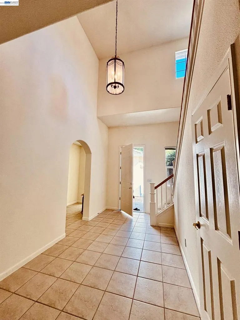 2126 Shenandoah Drive Tracy, CA 95377