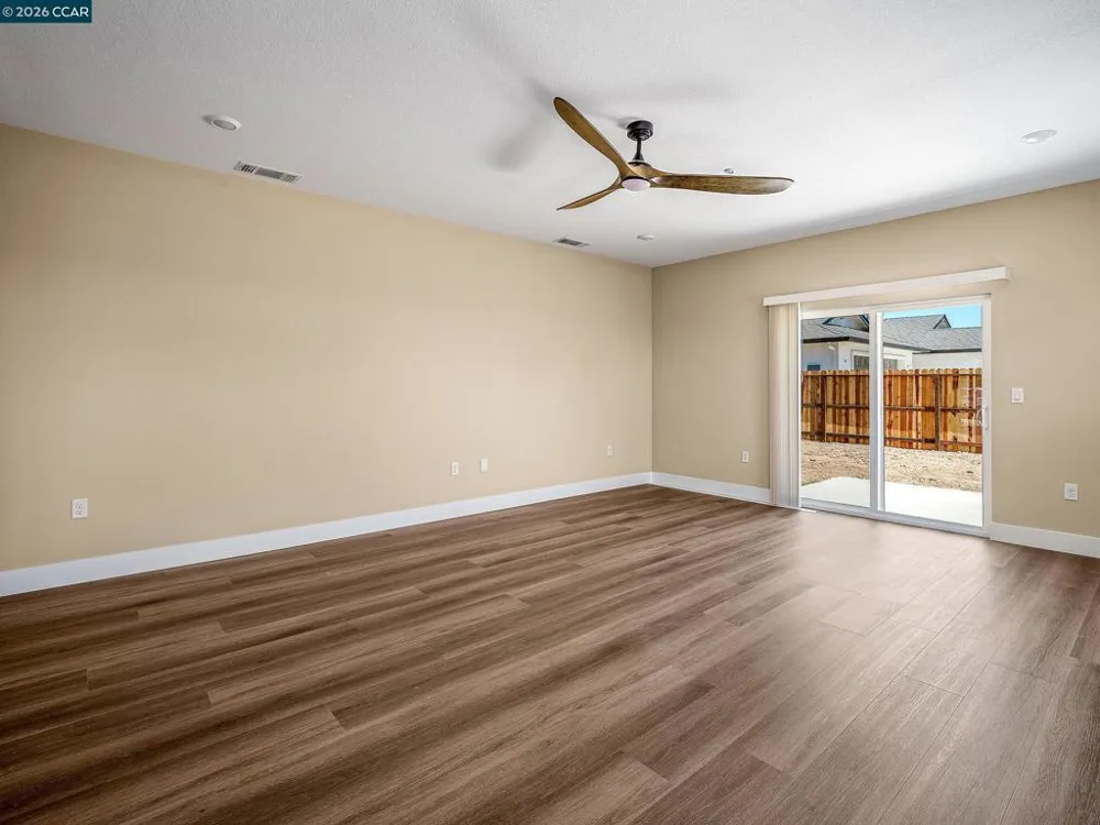 4528 Austin St Sacramento, CA 95838