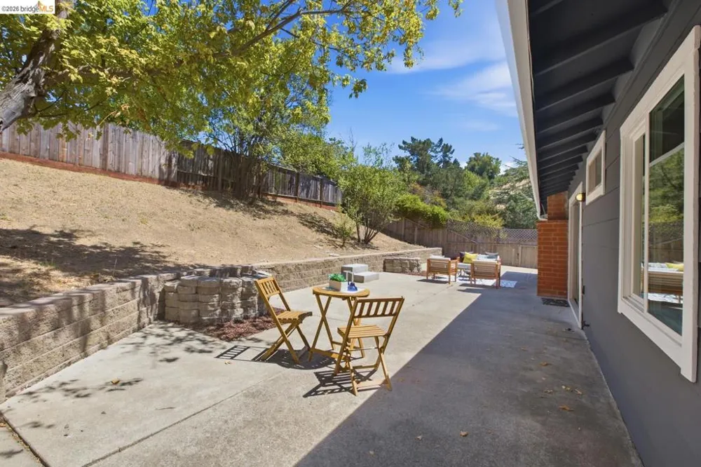 2609 Mendocino DR Pinole, CA 94564