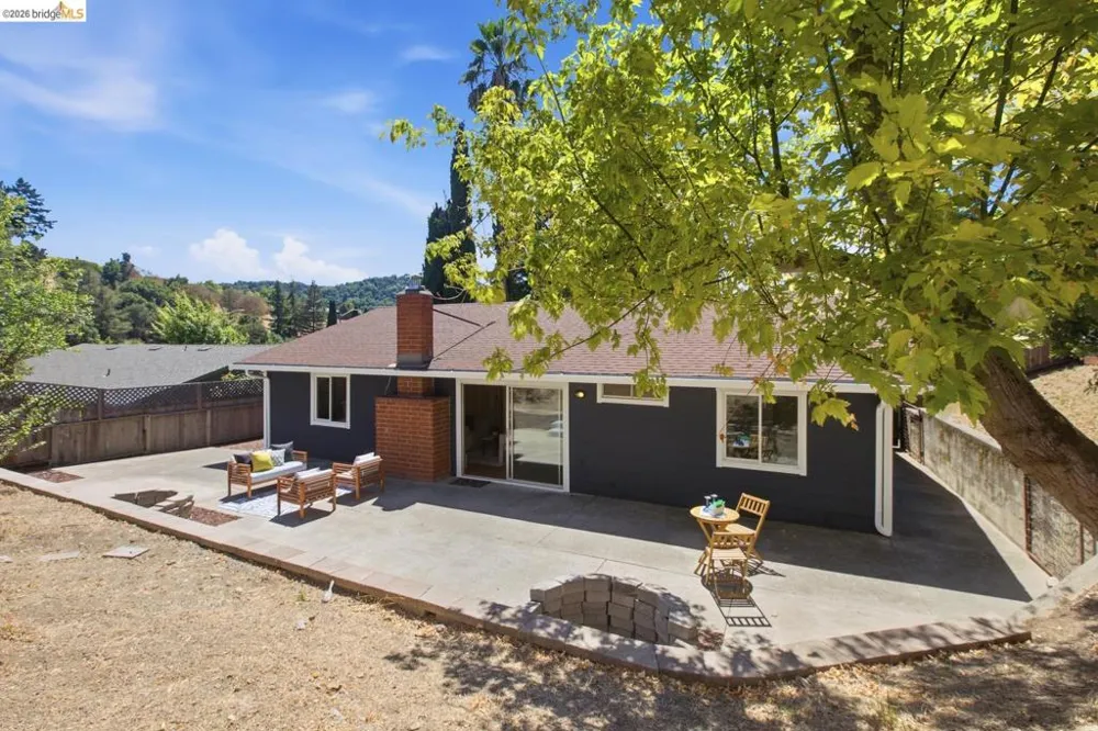 2609 Mendocino DR Pinole, CA 94564