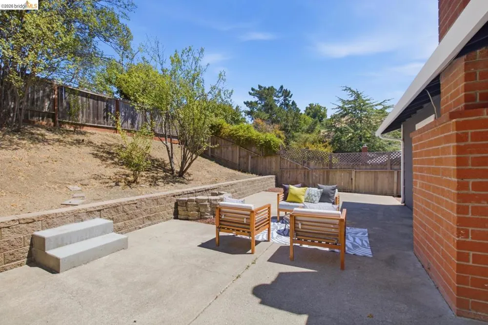 2609 Mendocino DR Pinole, CA 94564