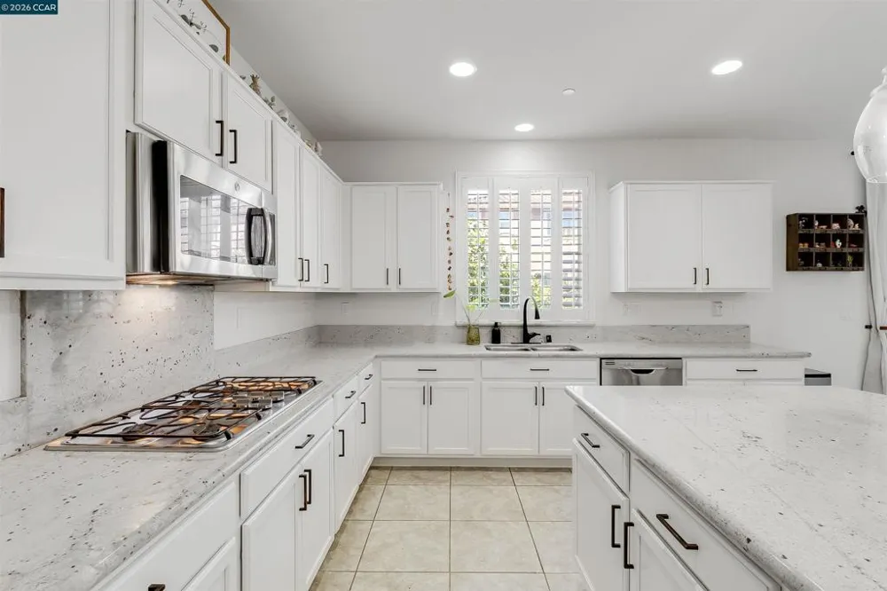 5291 Carlson Ln Fairfield, CA 94533