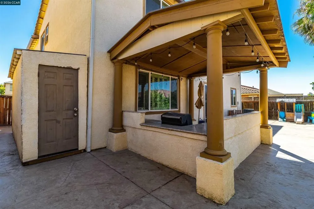 5291 Carlson Ln Fairfield, CA 94533