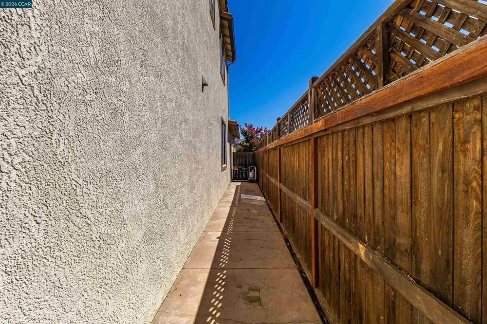 5291 Carlson Ln Fairfield, CA 94533
