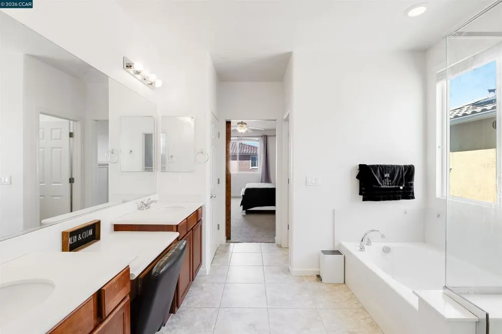 5291 Carlson Ln Fairfield, CA 94533