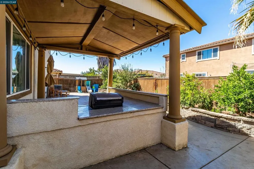 5291 Carlson Ln Fairfield, CA 94533