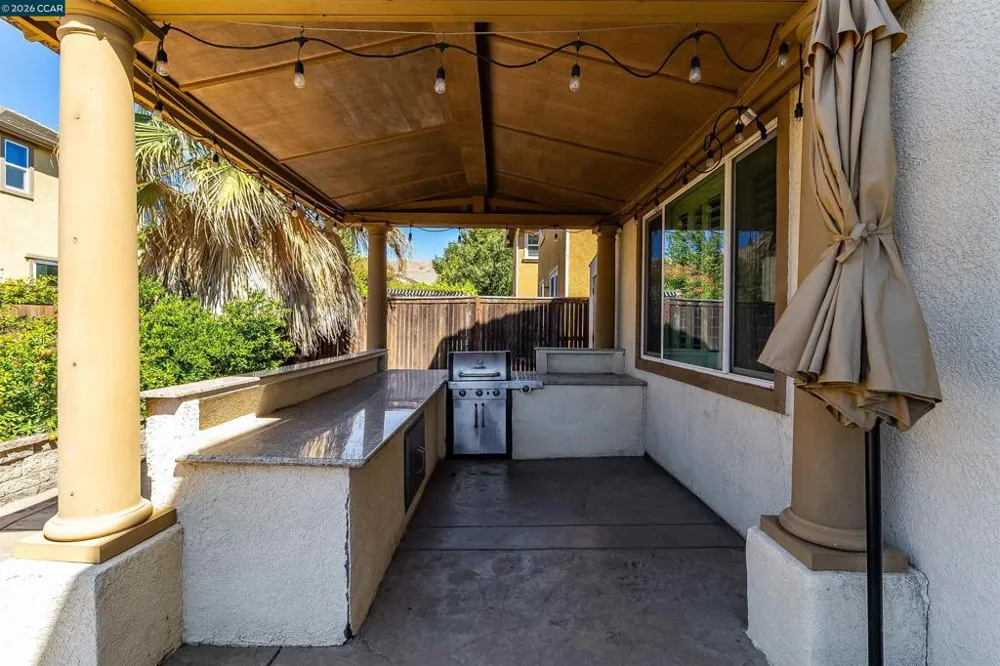 5291 Carlson Ln Fairfield, CA 94533