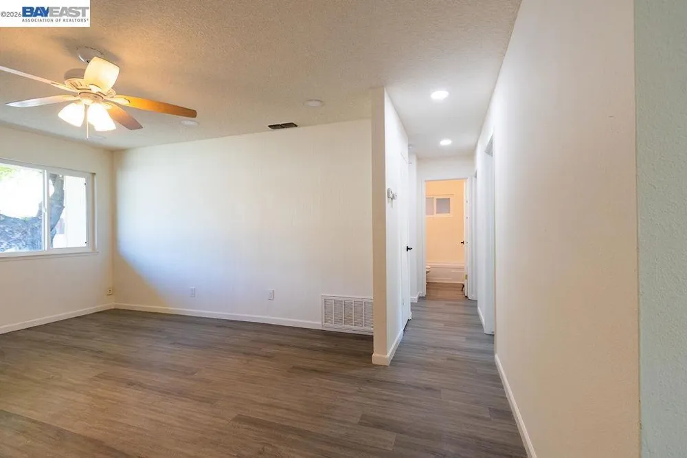 7367 Single Way Citrus Heights, CA 95610