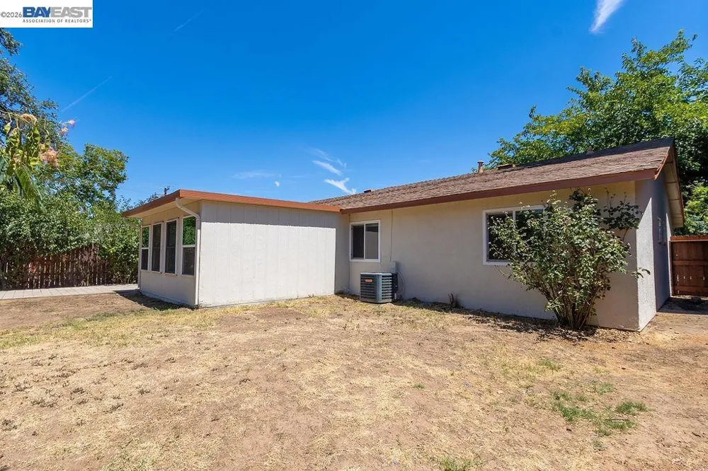 7367 Single Way Citrus Heights, CA 95610