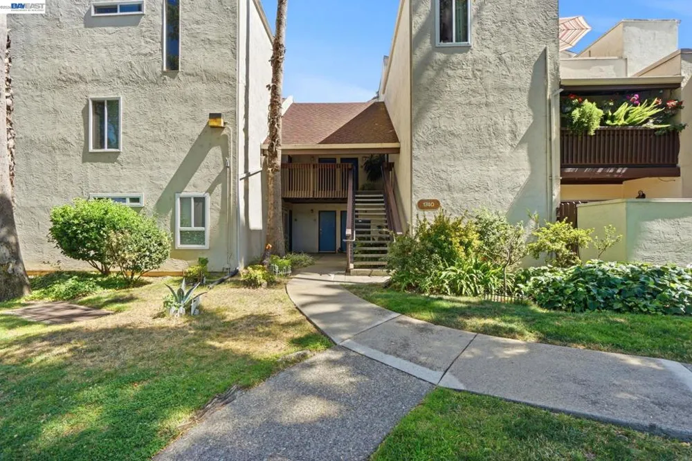1740 Laguna St #G Concord, CA 94520