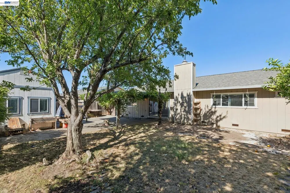 502 Shrike Ct Suisun City, CA 94585