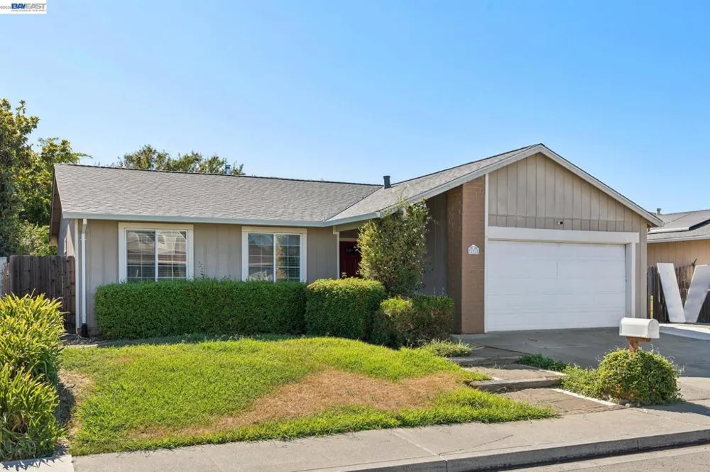 502 Shrike Ct Suisun City, CA 94585