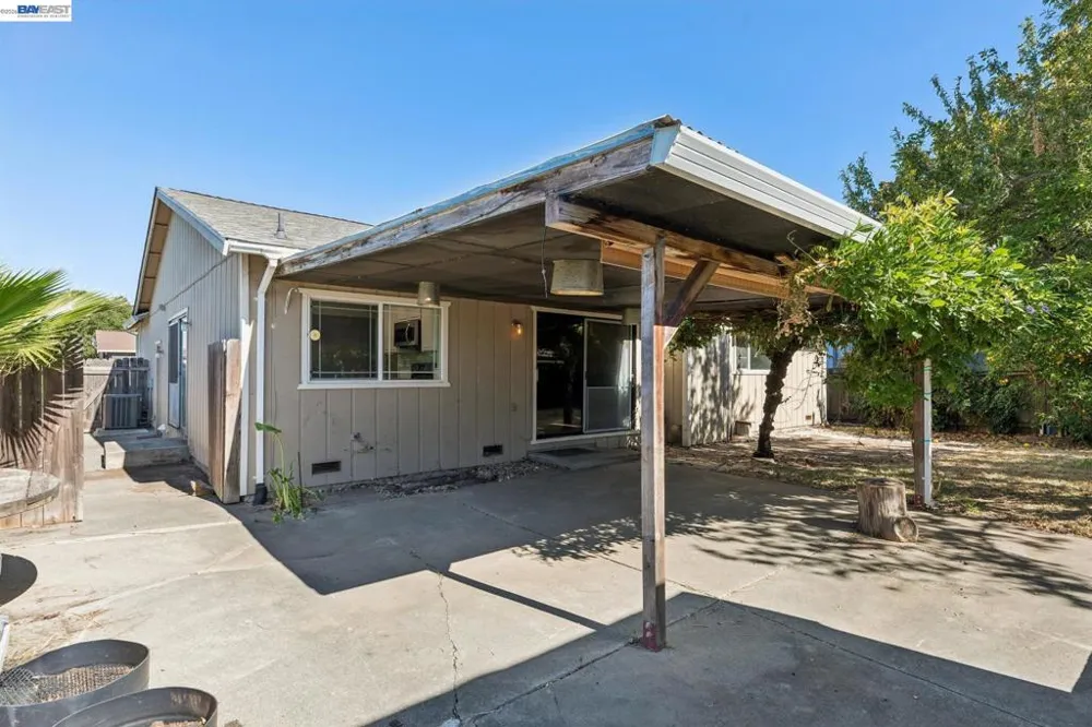 502 Shrike Ct Suisun City, CA 94585