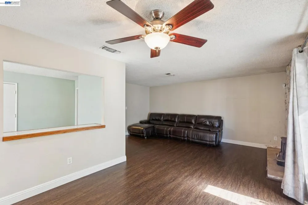 502 Shrike Ct Suisun City, CA 94585