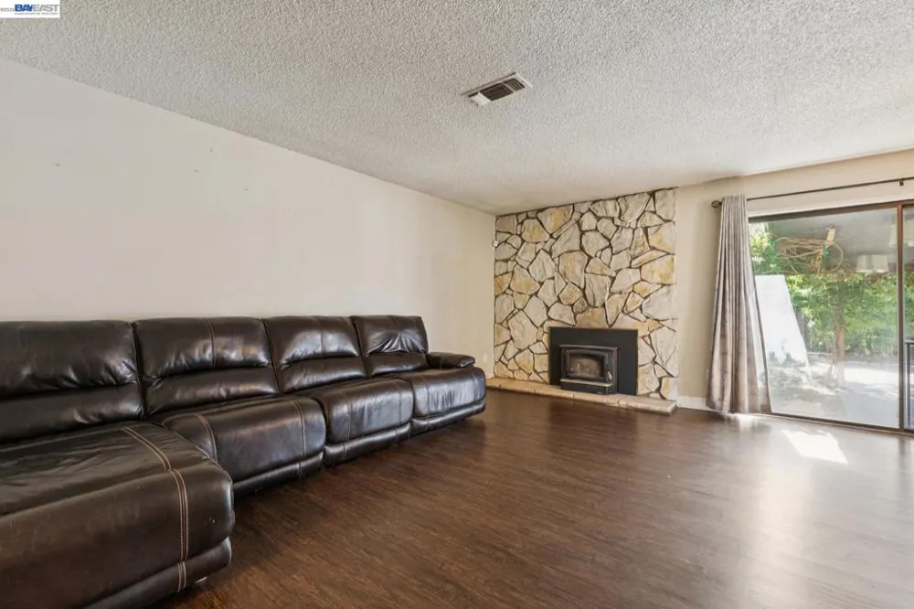 502 Shrike Ct Suisun City, CA 94585